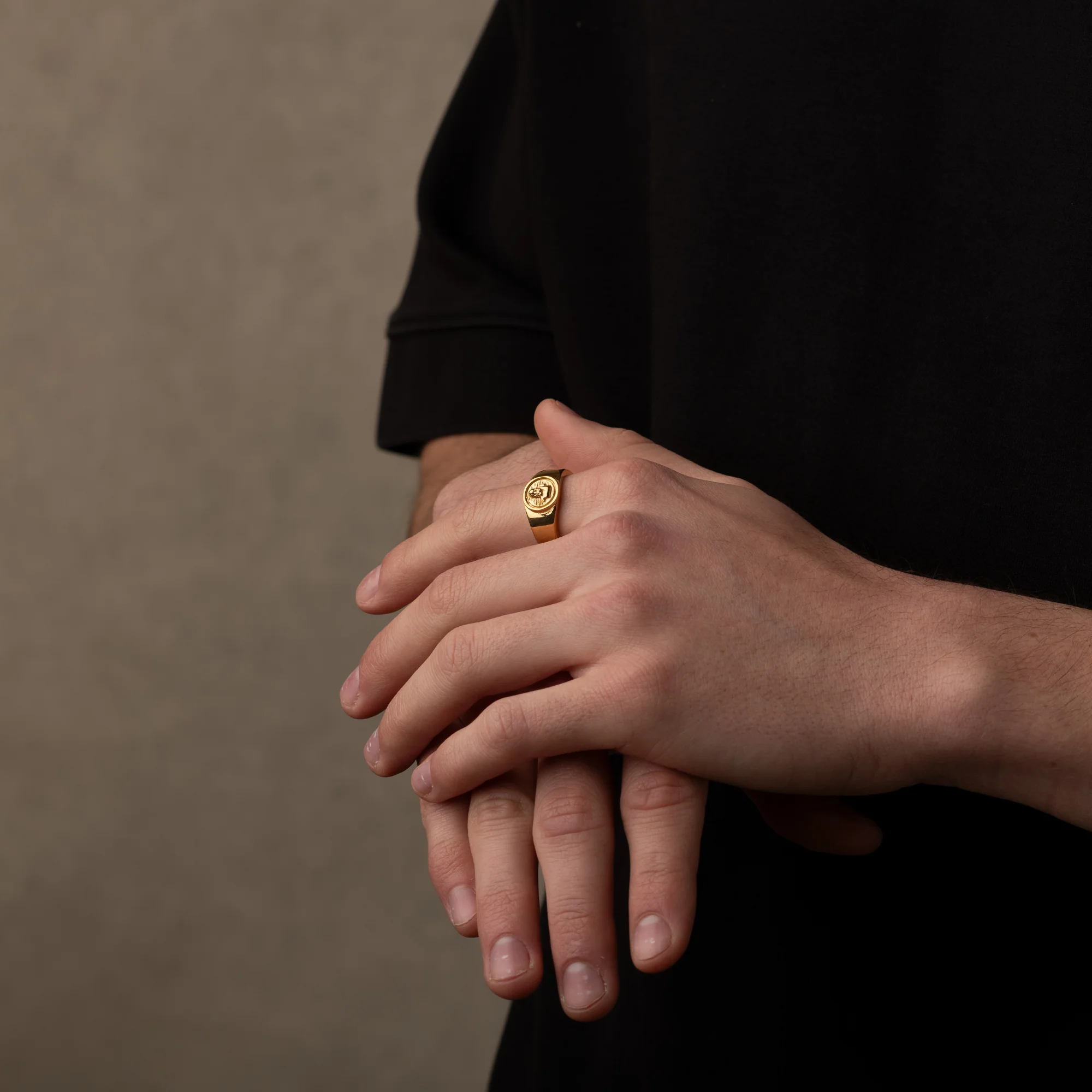 Gold Zeus God Signet Ring - Image 3