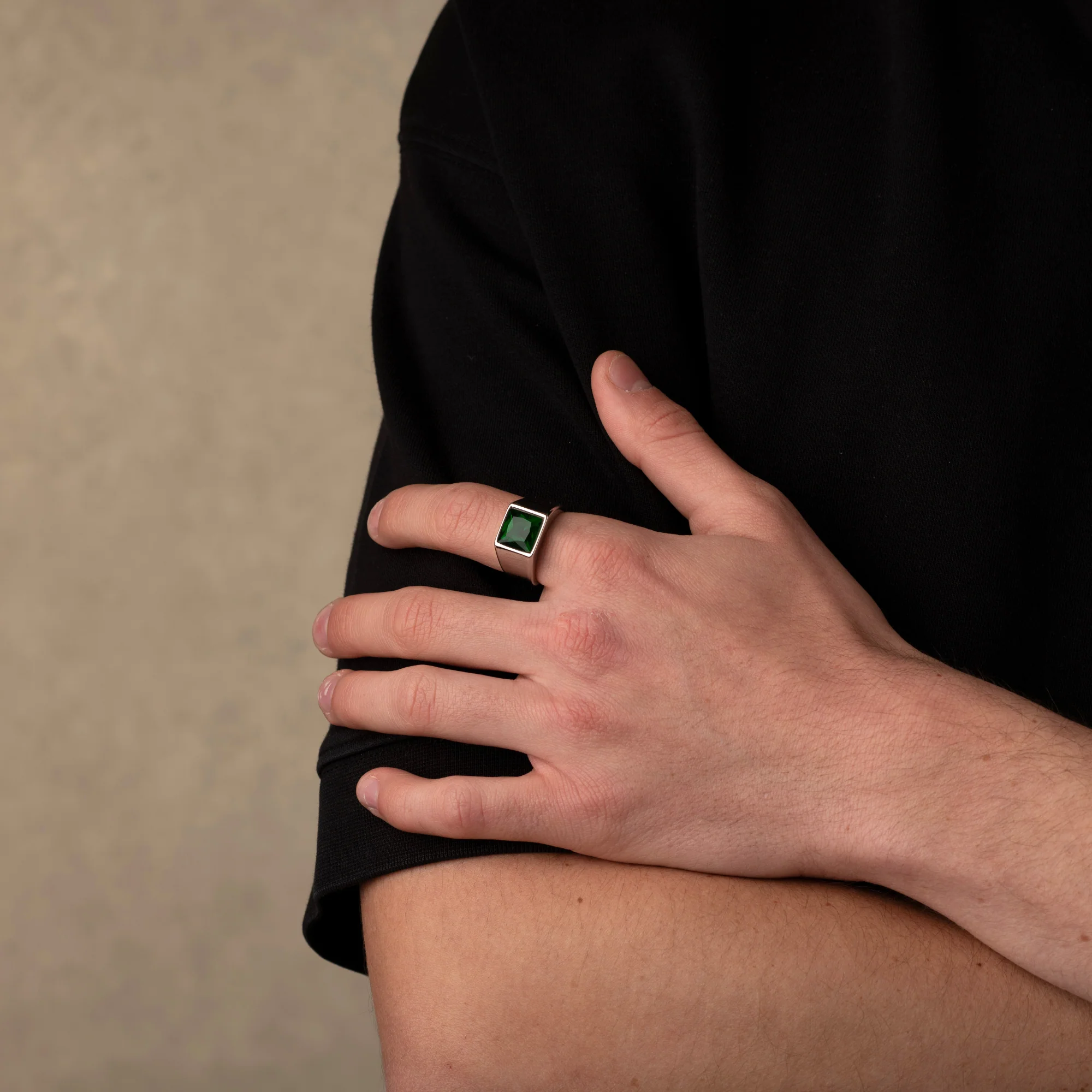 Silver Green Stone Signet Ring - Image 3