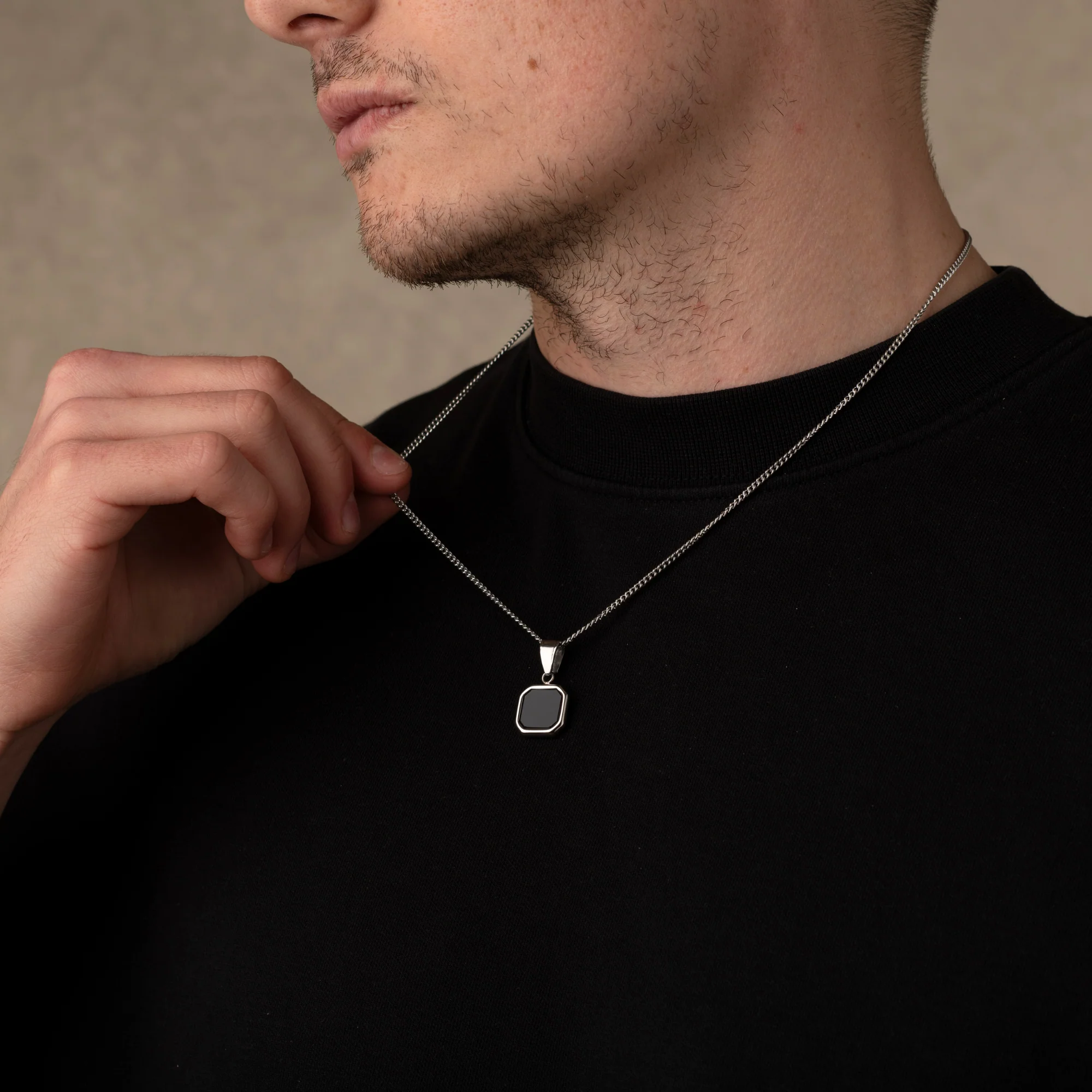 Silver Onyx Stone Necklace Pendant - Image 3