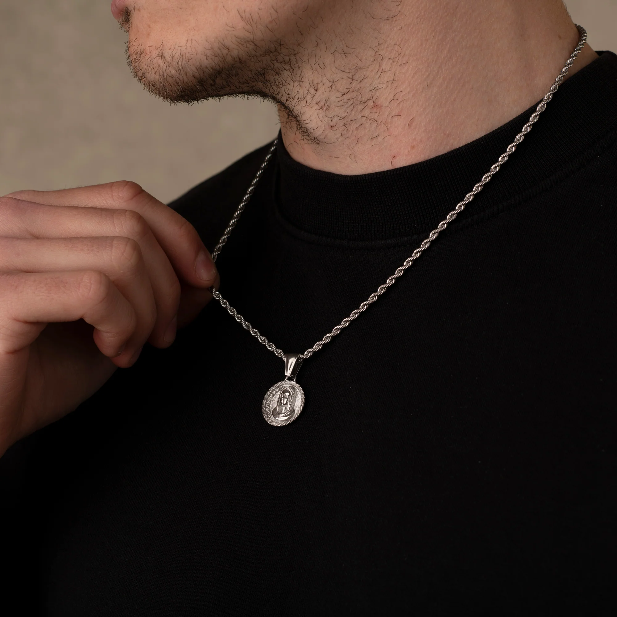 Silver St Mary Pendant - Image 3